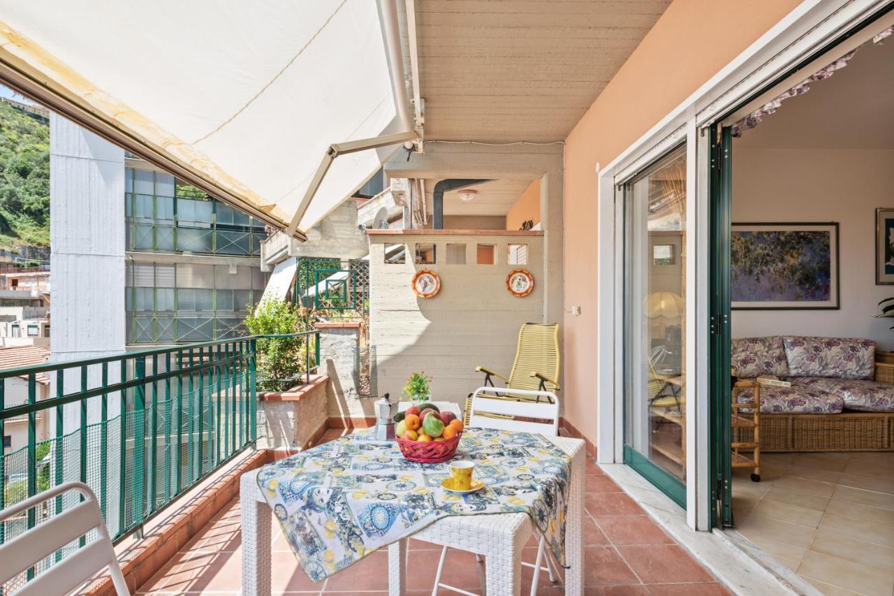Taormina Comfortable Apartment With Terrace Exterior foto